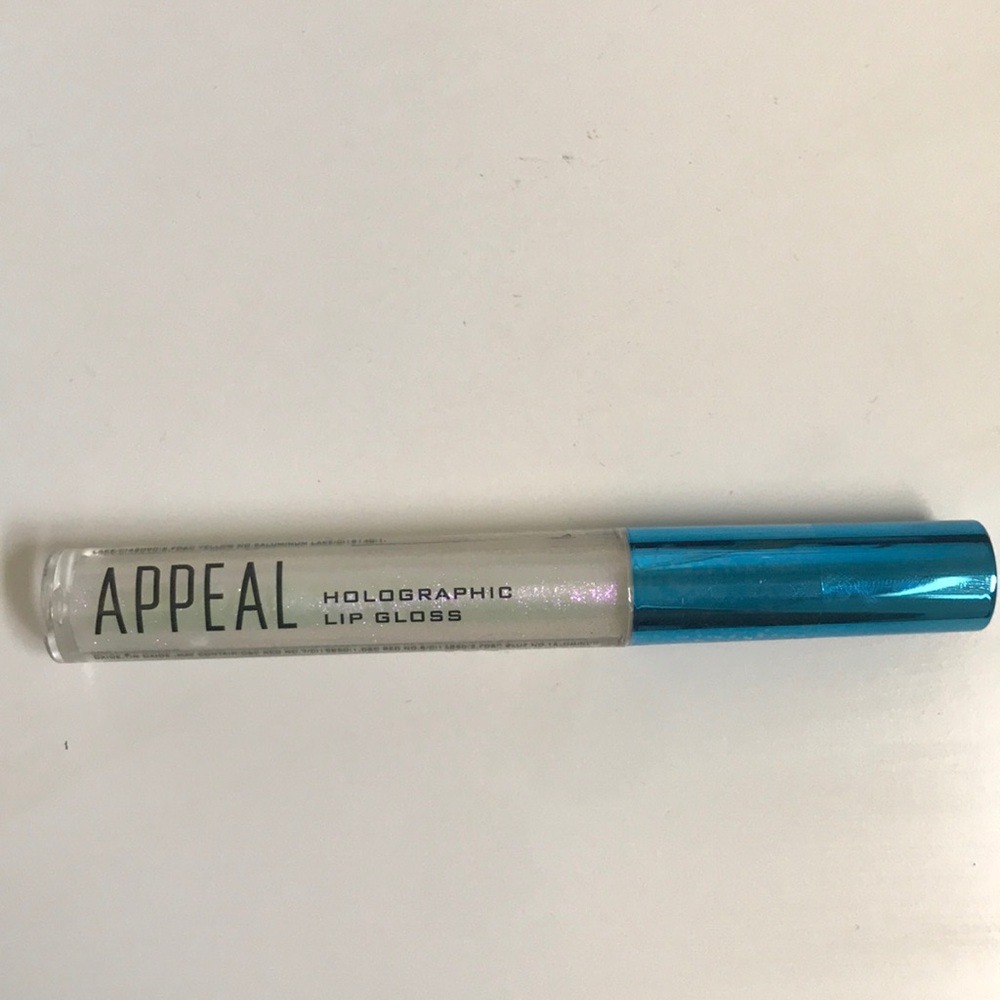 Lip gloss